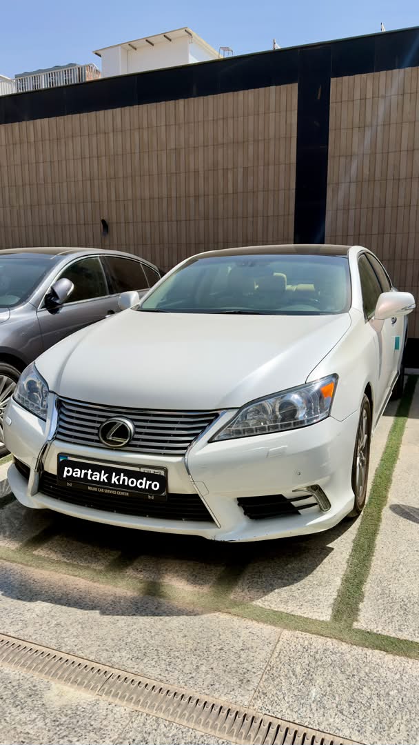 لکسوس ES350